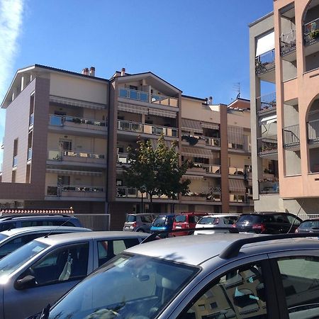 Residenza D'Agnese Lägenhet Montesilvano Marina Exteriör bild