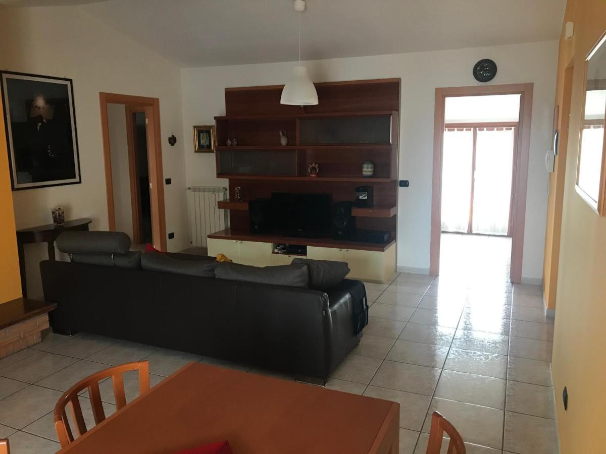 Residenza D'Agnese Lägenhet Montesilvano Marina Exteriör bild
