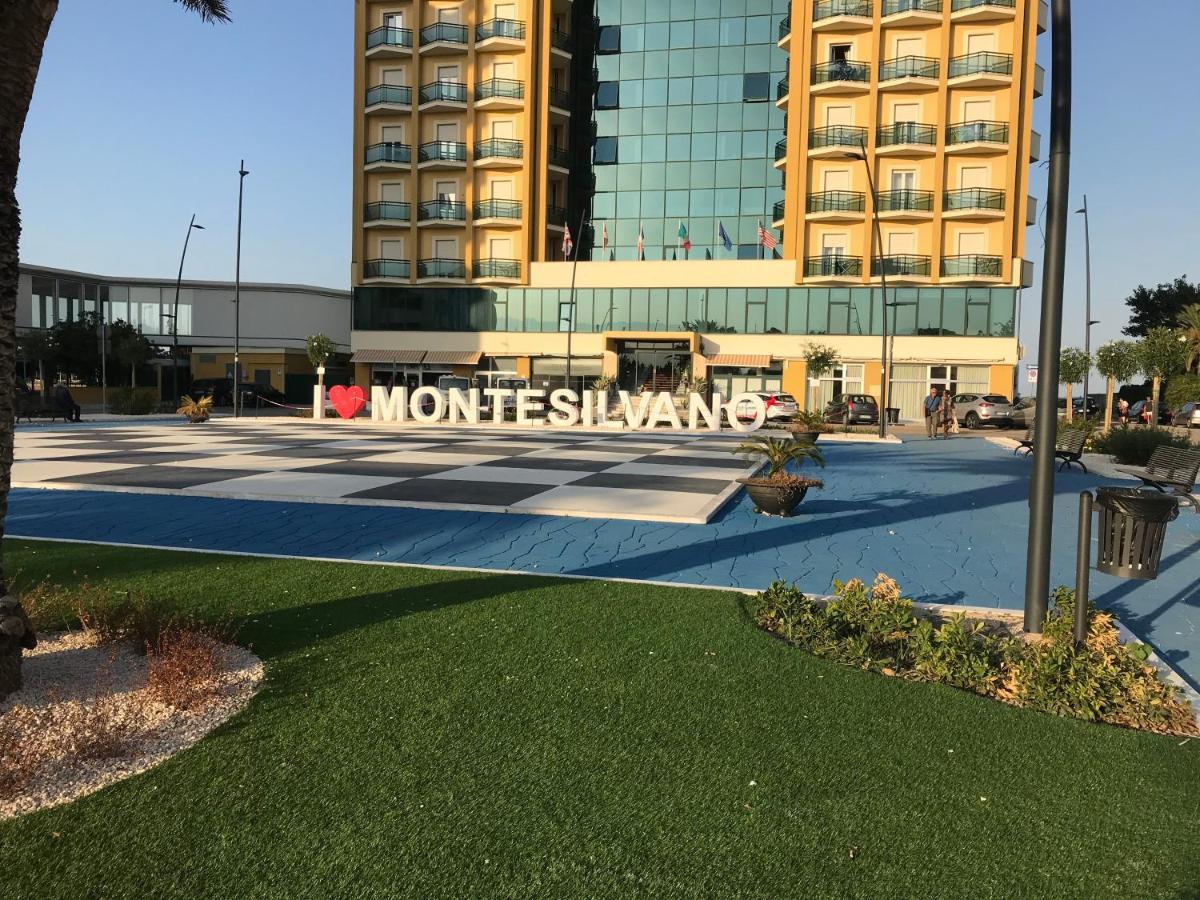 Residenza D'Agnese Lägenhet Montesilvano Marina Exteriör bild